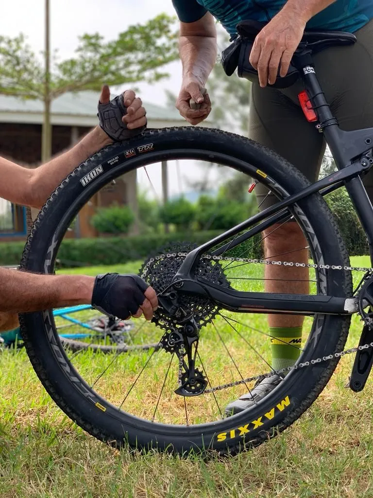 a punto la bici antes de salir