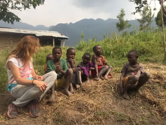 Con los niños de Kimya