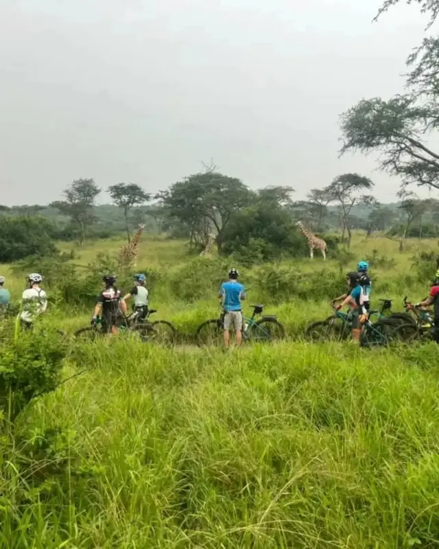Lake Mburo en bici
